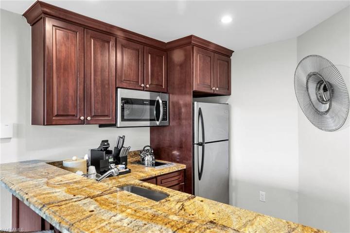 Full Amenities