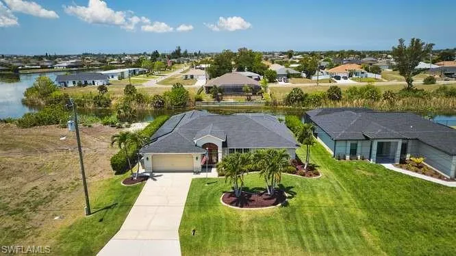 844 Ne 6th Ave, Cape Coral, Florida 33909