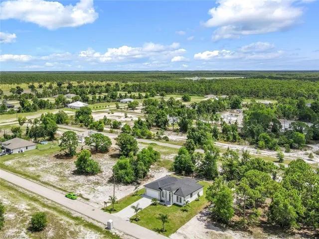 Bird's eye view of a heavily wooded area