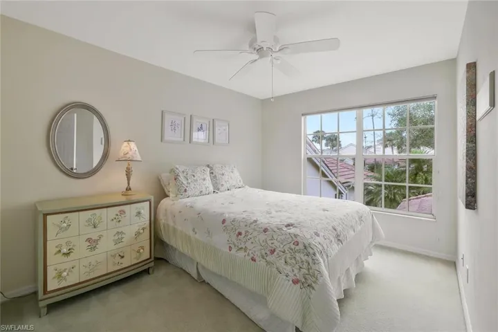 187  AMBLEWOOD  LN, Naples, FL 34105