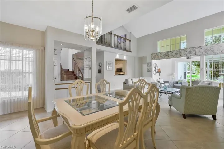 187  AMBLEWOOD  LN, Naples, FL 34105
