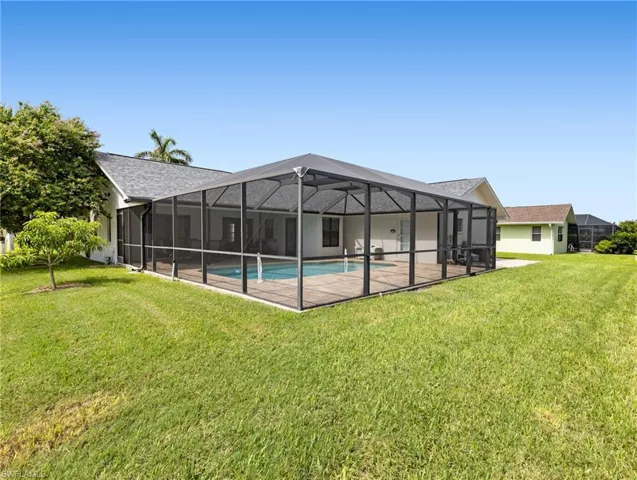 2217 SW 43rd  TER, Cape Coral, FL 33914