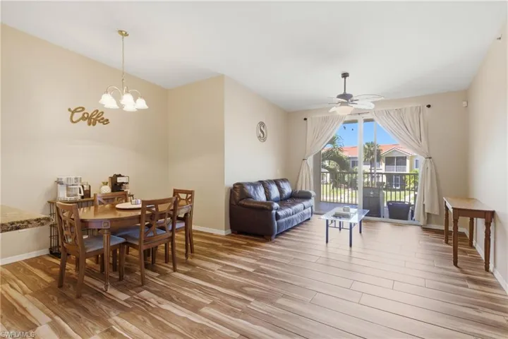 Cozy dining space just off the kitchen and living room.