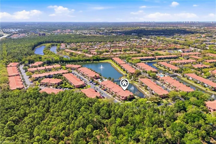 Villagio is minutes from top shopping and dining destinations.