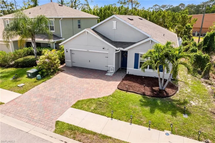 777  Twinning  ST, Naples, FL 34104