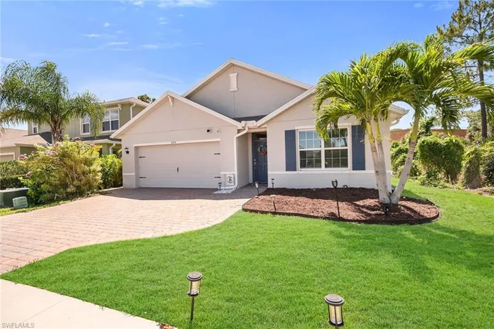 777  Twinning  ST, Naples, FL 34104