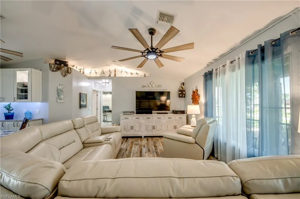 4425 14th PL, Cape Coral, FL 33914,225059442