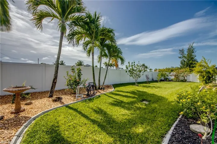 4425 SW 14th  PL, Cape Coral, FL 33914