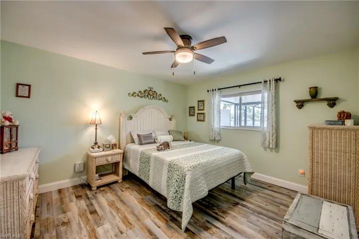 4425 SW 14th  PL, Cape Coral, FL 33914