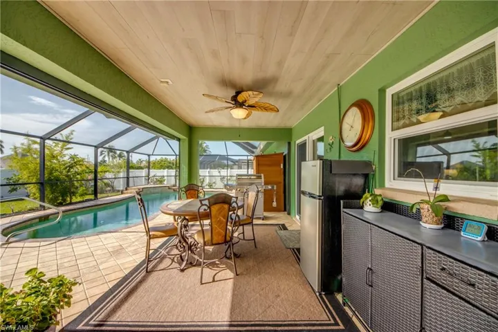 4425 SW 14th  PL, Cape Coral, FL 33914