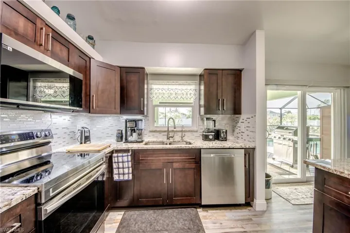 4425 SW 14th  PL, Cape Coral, FL 33914