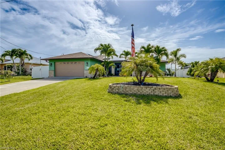 4425 SW 14th  PL, Cape Coral, FL 33914