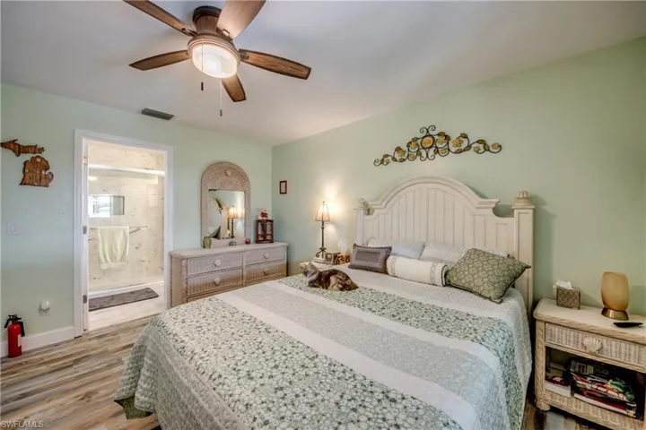 4425 SW 14th  PL, Cape Coral, FL 33914