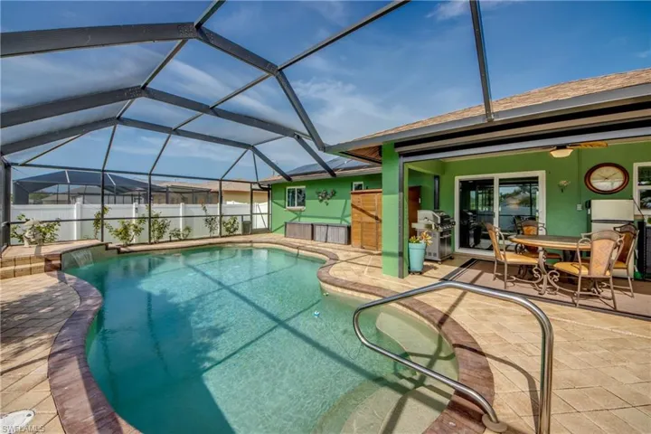 4425 SW 14th  PL, Cape Coral, FL 33914