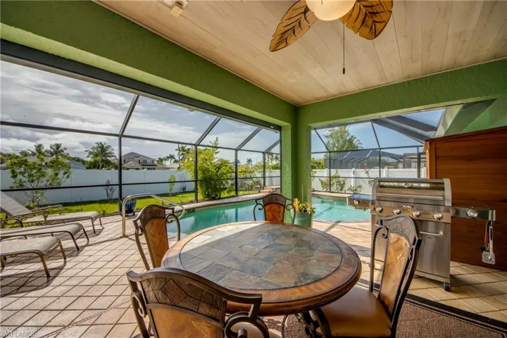 4425 SW 14th  PL, Cape Coral, FL 33914