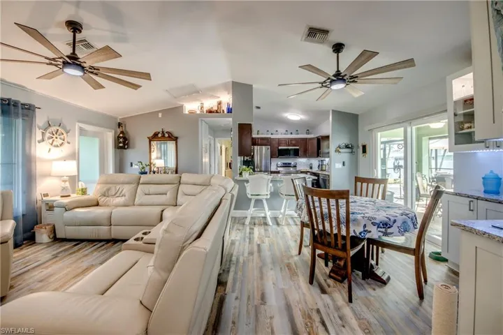 4425 SW 14th  PL, Cape Coral, FL 33914