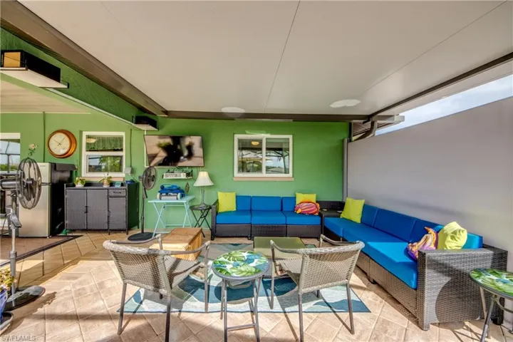 4425 SW 14th  PL, Cape Coral, FL 33914
