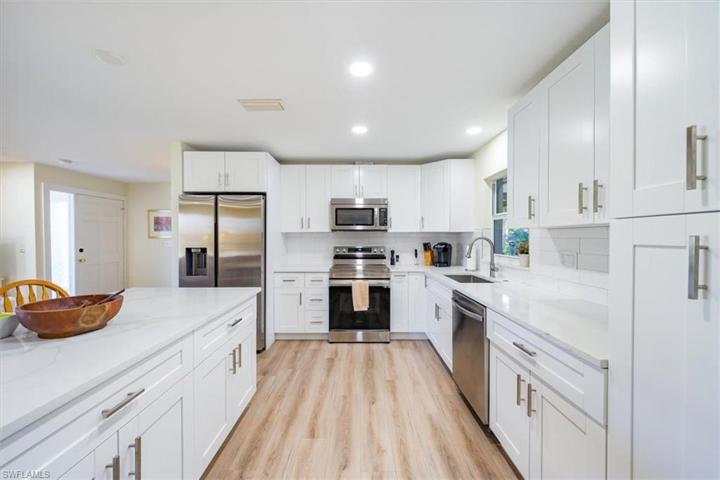 24 Crooked LN # 12, NAPLES FL 34112