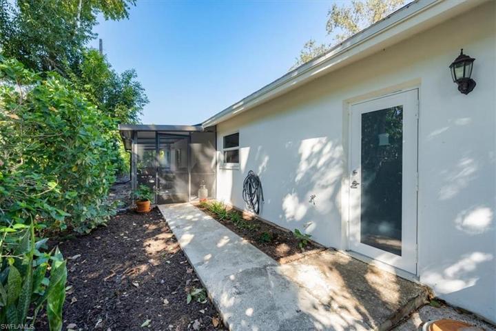 24 Crooked LN # 12, NAPLES FL 34112