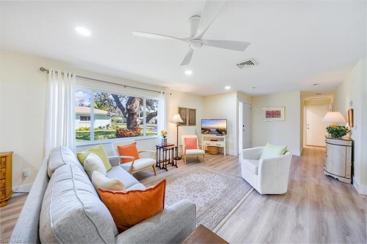 24 Crooked LN # 12, NAPLES FL 34112