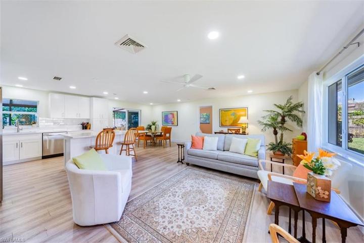 24 Crooked LN # 12, NAPLES FL 34112
