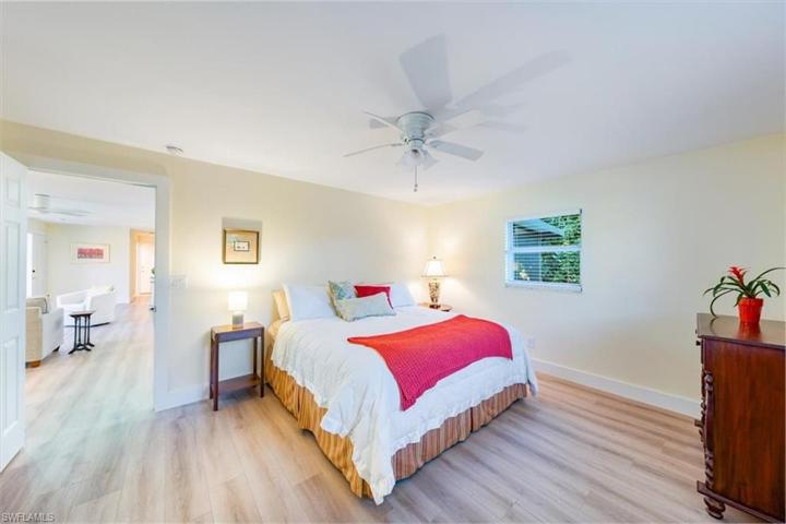 24 Crooked LN # 12, NAPLES FL 34112
