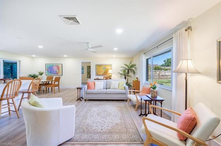24 Crooked LN # 12, NAPLES FL 34112