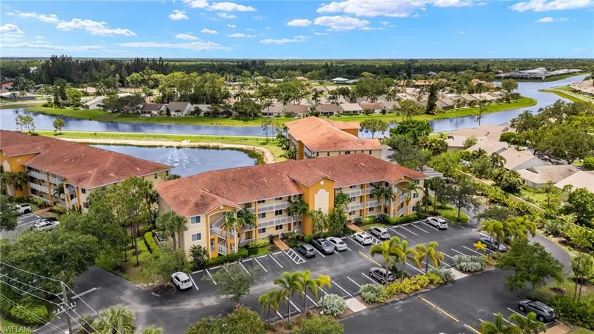 10020 Maddox Ln 213, Bonita Springs, Florida 34135