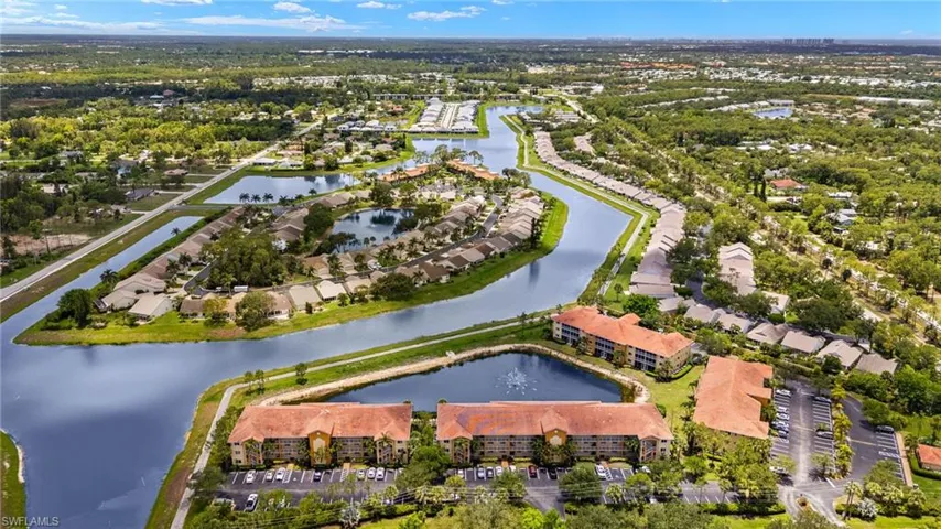 10020 Maddox Ln 213, Bonita Springs, Florida 34135