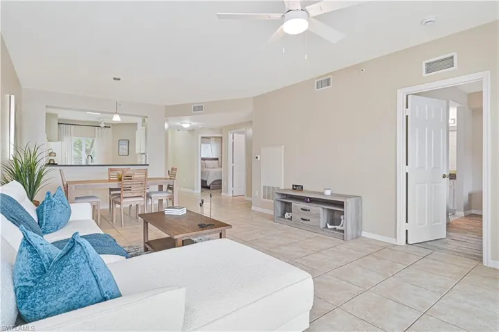 10020 Maddox Ln 213, Bonita Springs, Florida 34135