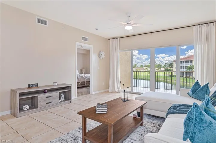 10020 Maddox Ln 213, Bonita Springs, Florida 34135