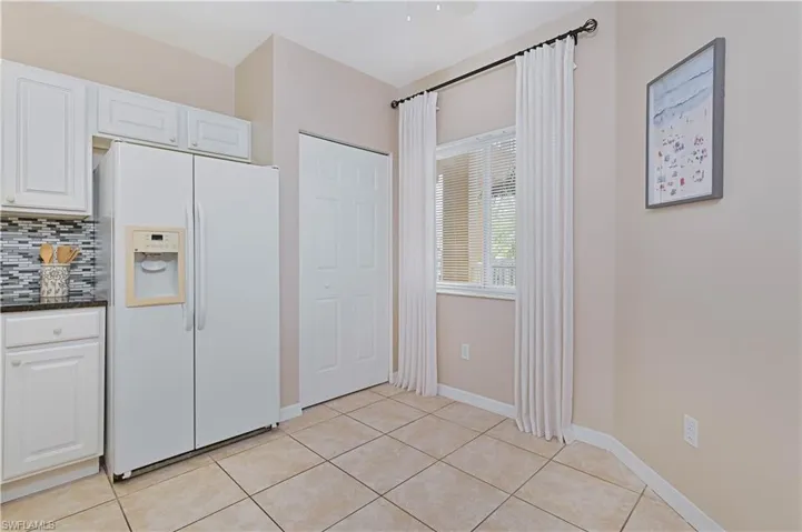 10020 Maddox Ln 213, Bonita Springs, Florida 34135