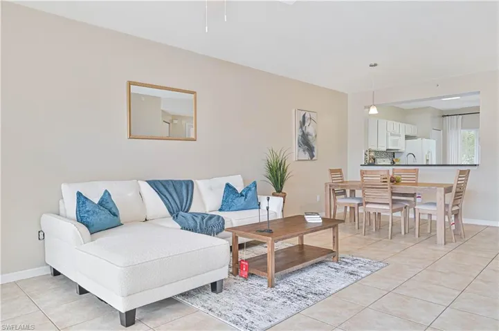 10020 Maddox Ln 213, Bonita Springs, Florida 34135