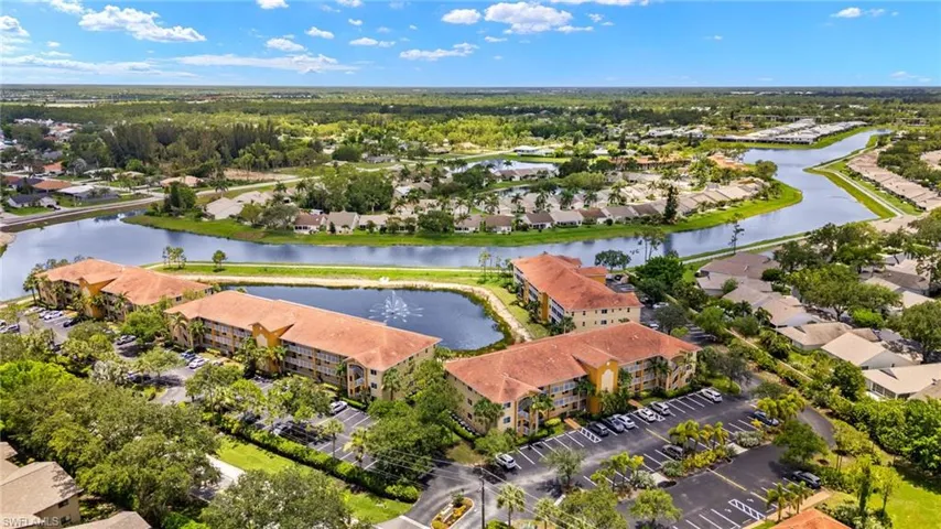 10020 Maddox Ln 213, Bonita Springs, Florida 34135