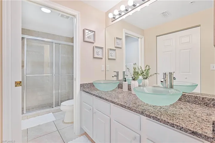 10020 Maddox Ln 213, Bonita Springs, Florida 34135
