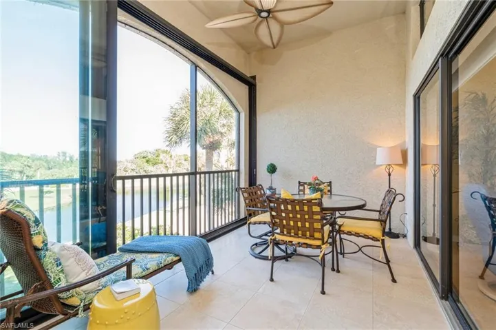 7048  Pelican Bay  BLVD, Naples, FL 34108