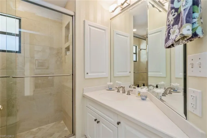 7048  Pelican Bay  BLVD, Naples, FL 34108