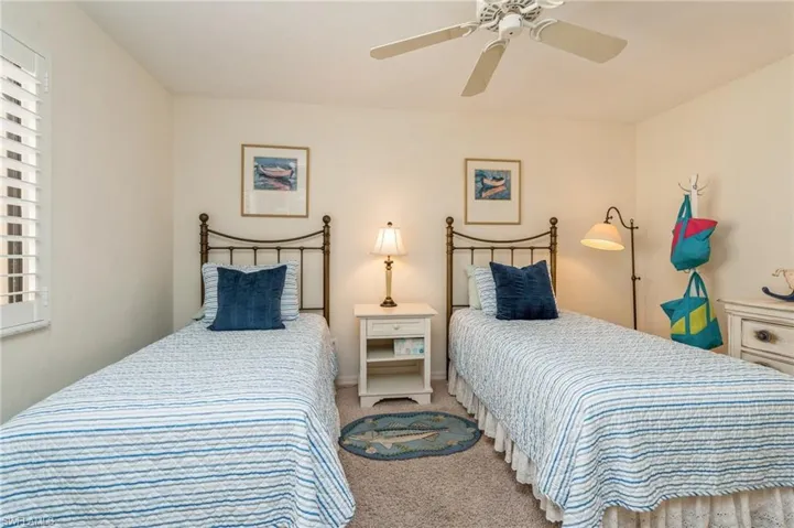 7048  Pelican Bay  BLVD, Naples, FL 34108