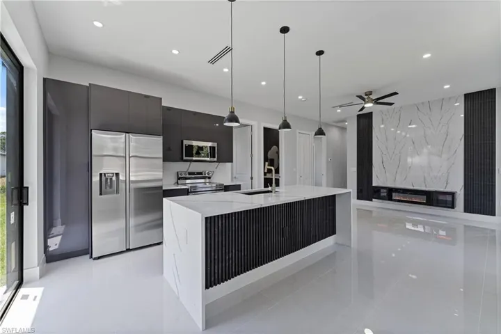 320 Long Ave S, Lehigh Acres, Florida 33974