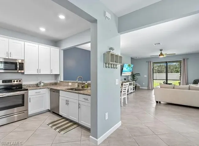 14129  Pine Lodge  LN, Miromar Lakes, FL 33913