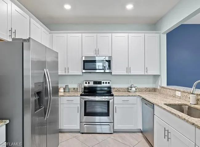 14129  Pine Lodge  LN, Miromar Lakes, FL 33913