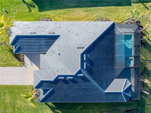 Aerial view of property and surrounding area
