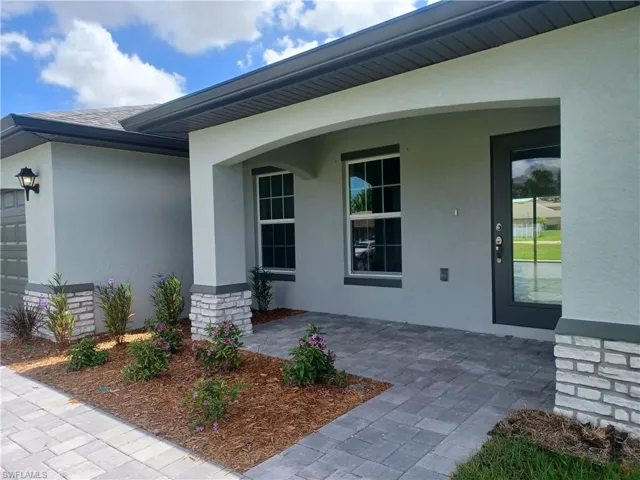 417 Sw 26th Ave, Cape Coral, Florida 33991