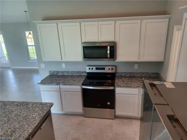 417 Sw 26th Ave, Cape Coral, Florida 33991