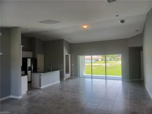 417 Sw 26th Ave, Cape Coral, Florida 33991