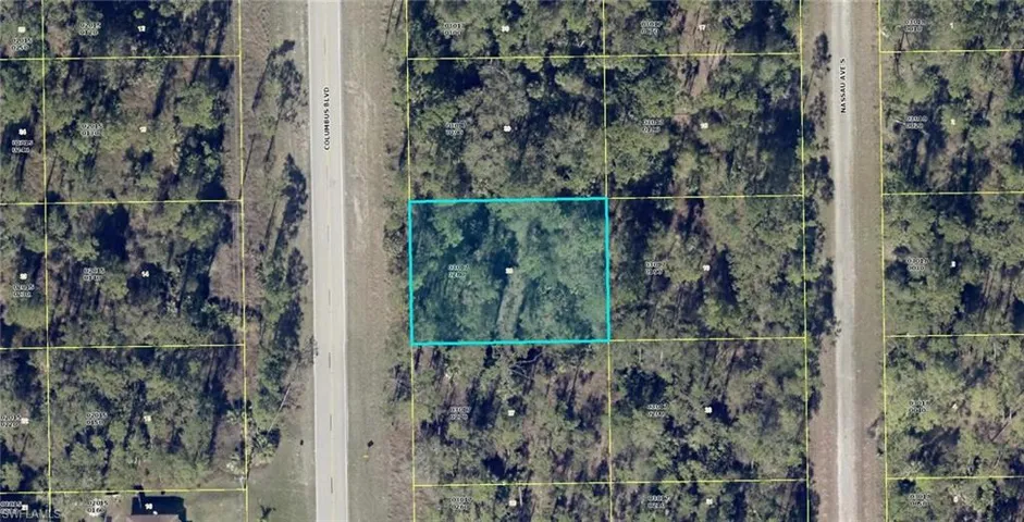 129 Columbus AVE, LEHIGH ACRES FL 33936