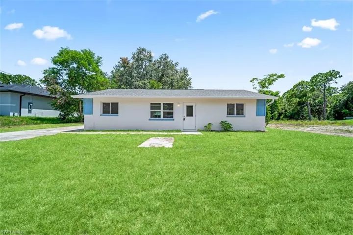 3203 28th St Sw, Lehigh Acres, Florida 33976