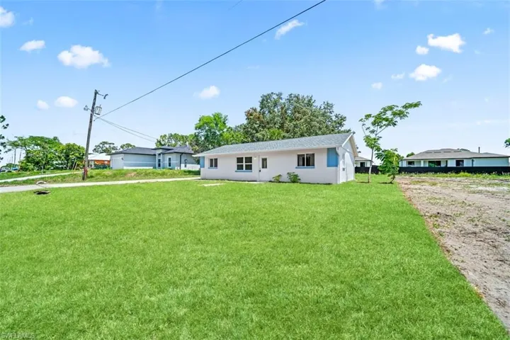 3203 28th St Sw, Lehigh Acres, Florida 33976