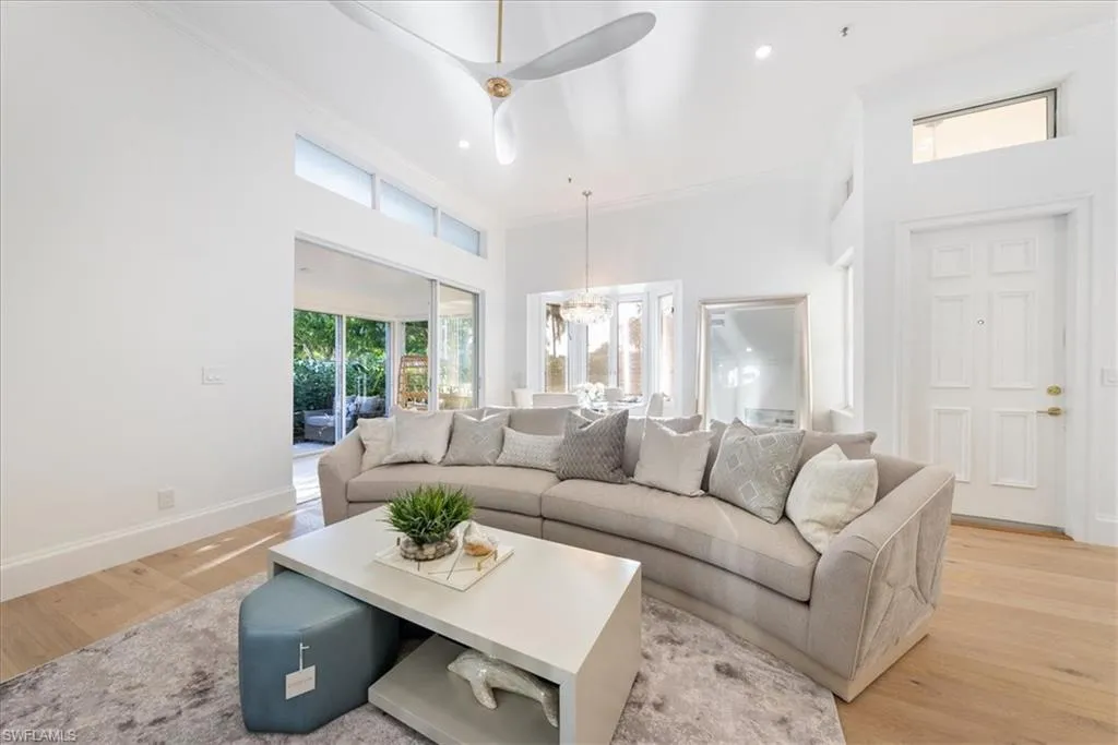 3624 Belair LN, Naples, FL 34103,224088615