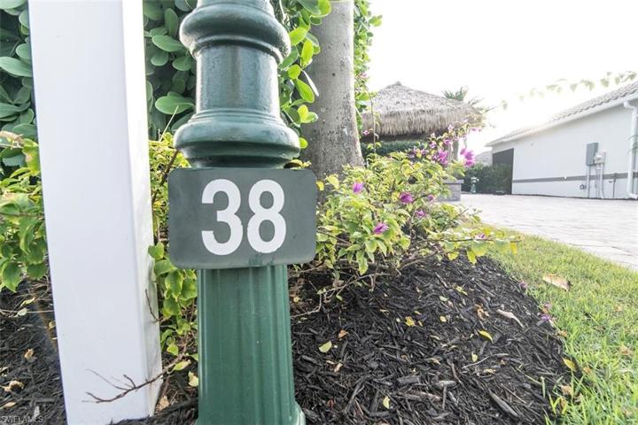 13455  Snook  CIR, Naples, FL 34114
